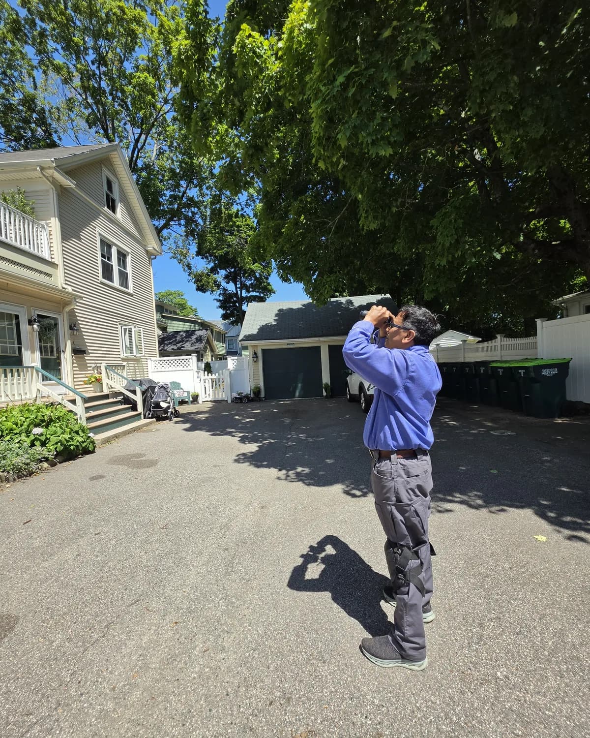 Omar Rohoman inspecting a home.